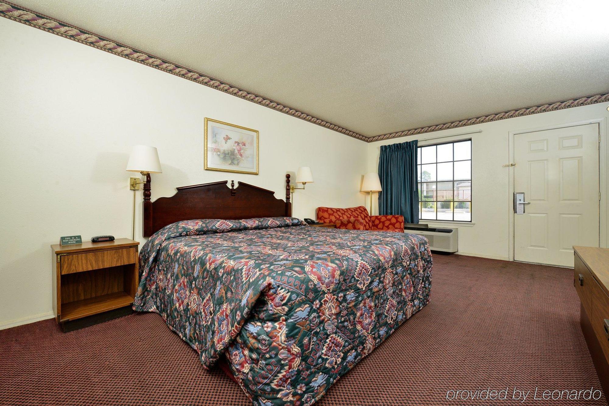 Americas Best Value Inn & Suites Russellville Bagian luar foto